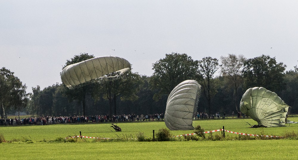 Commemorative jumps Operation Market Garden